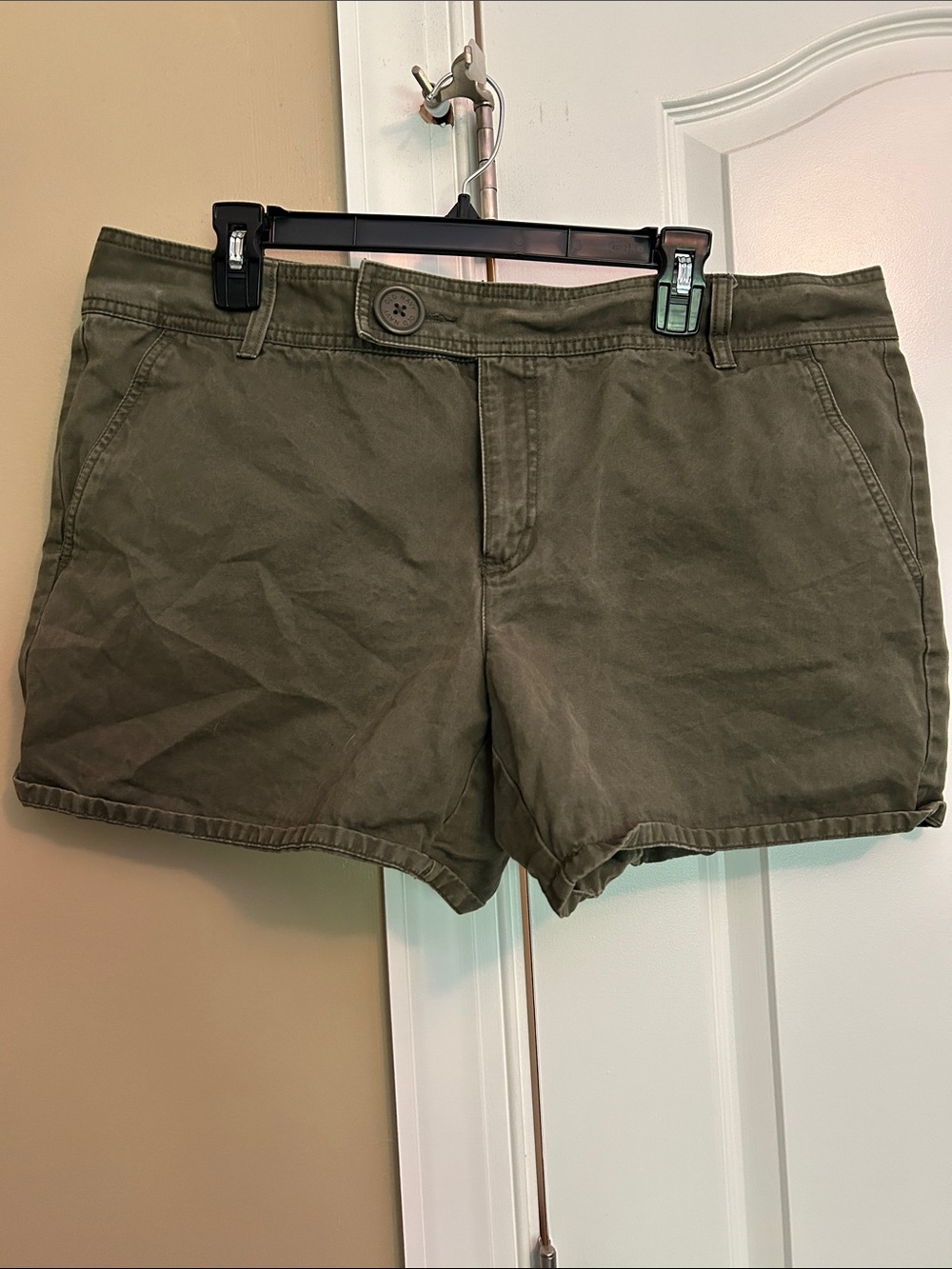 Old Navy Olive Green Mid-Rise Cotton Shorts
